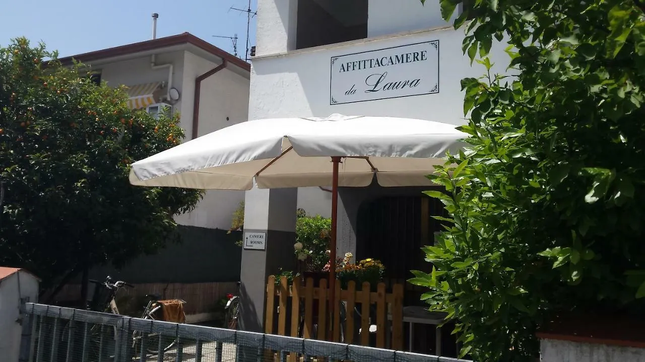 Affittacamere Da Laura Torre del Lago Puccini
